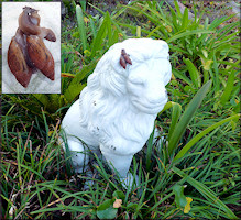 Euglandina rosea (Frussac, 1821) Mating On Lion Statue In The Garden