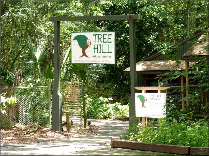 Tree Hill Nature Center Entrance 7/26/2014